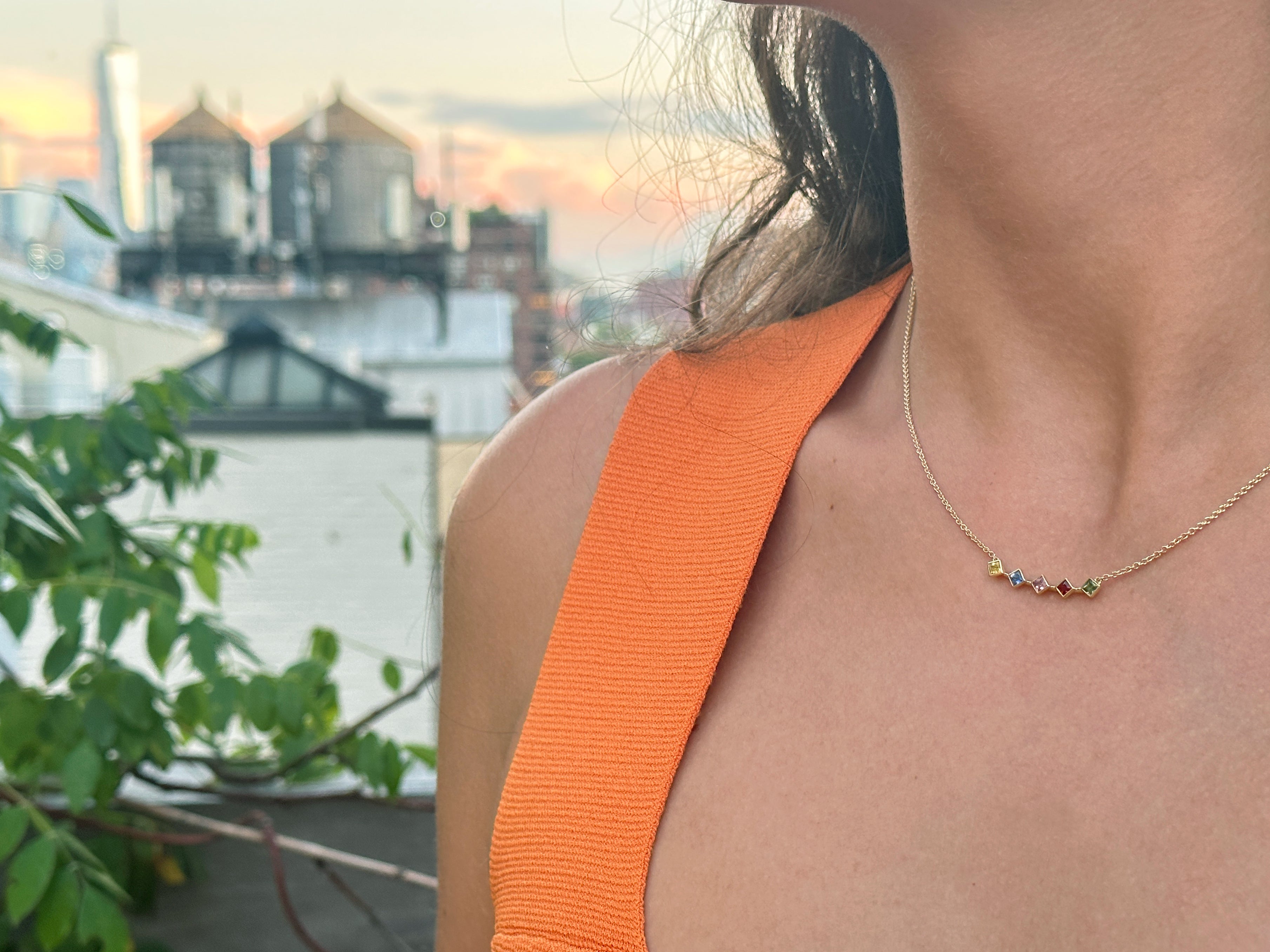 The 5 Princesses Sapphire Necklace - 18K / Platinum