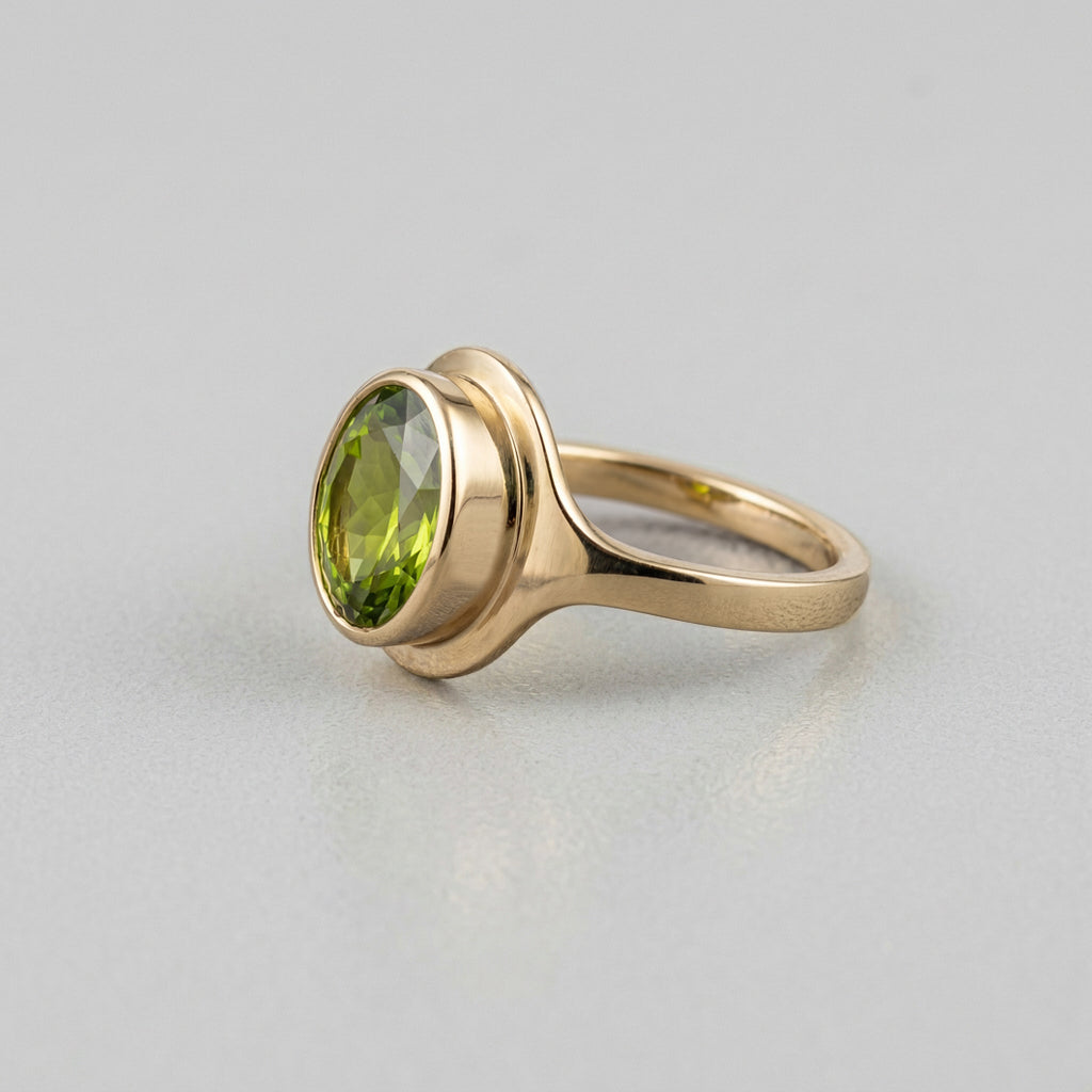 2.5ct Oval Peridot Signet Ring - Natural Stone - August Birthstone