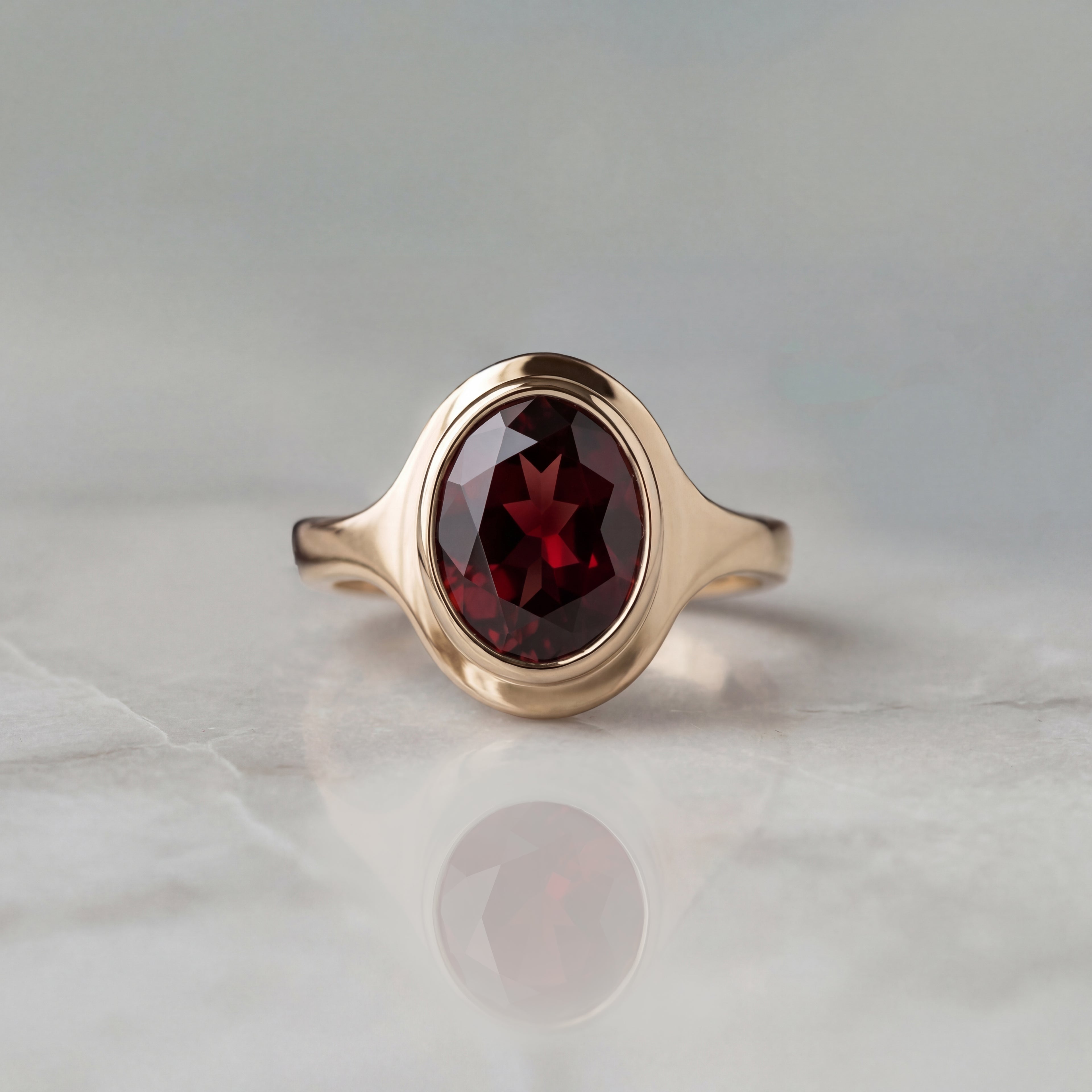 2.5ct Oval Garnet Curvy Ring - Natural Stone - January Birthstone